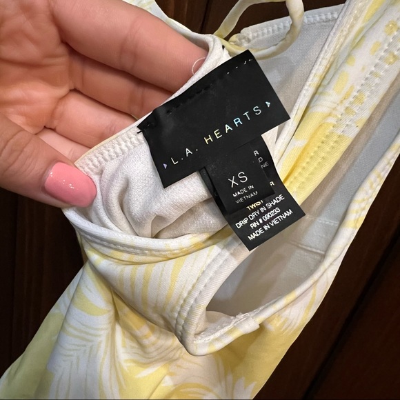 L.A.Hearts Yellow White Palm Leaves Tropical Print Lace Up One Piece Swimsuit - Picture 3 of 7